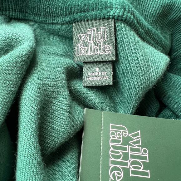 Wild Fable Women's Dark Green Velour Tunic Sweatshirt - Size Small - NWT - Picture 2 of 7